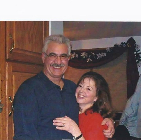 Meet your Posher, Amy - Picture 1 of 1